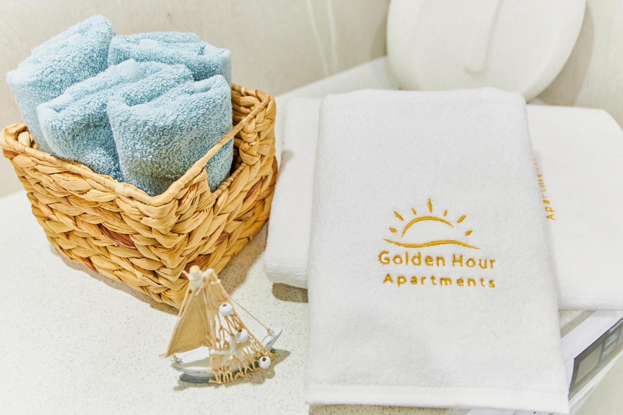 Golden Hour Apartments- Plac Slowianski 26 シフィノウイシチェ エクステリア 写真