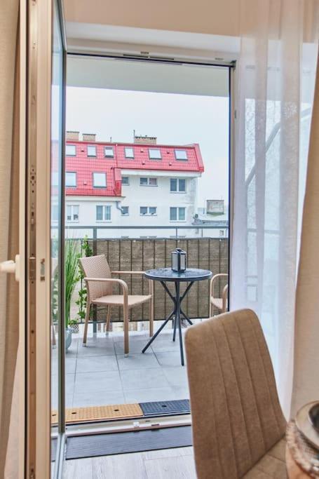 Golden Hour Apartments- Plac Slowianski 26 シフィノウイシチェ エクステリア 写真